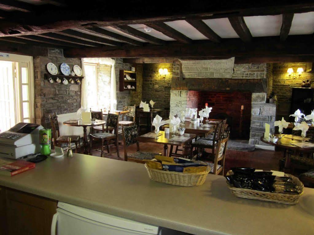 The Three Cocks Coaching Inn Glasbury Luaran gambar